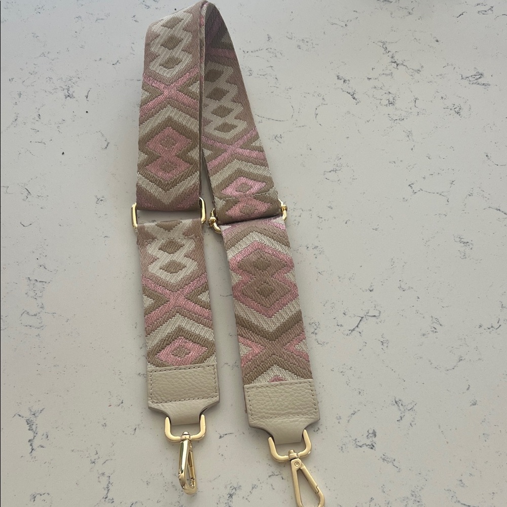 NWOT adjustable purse strap